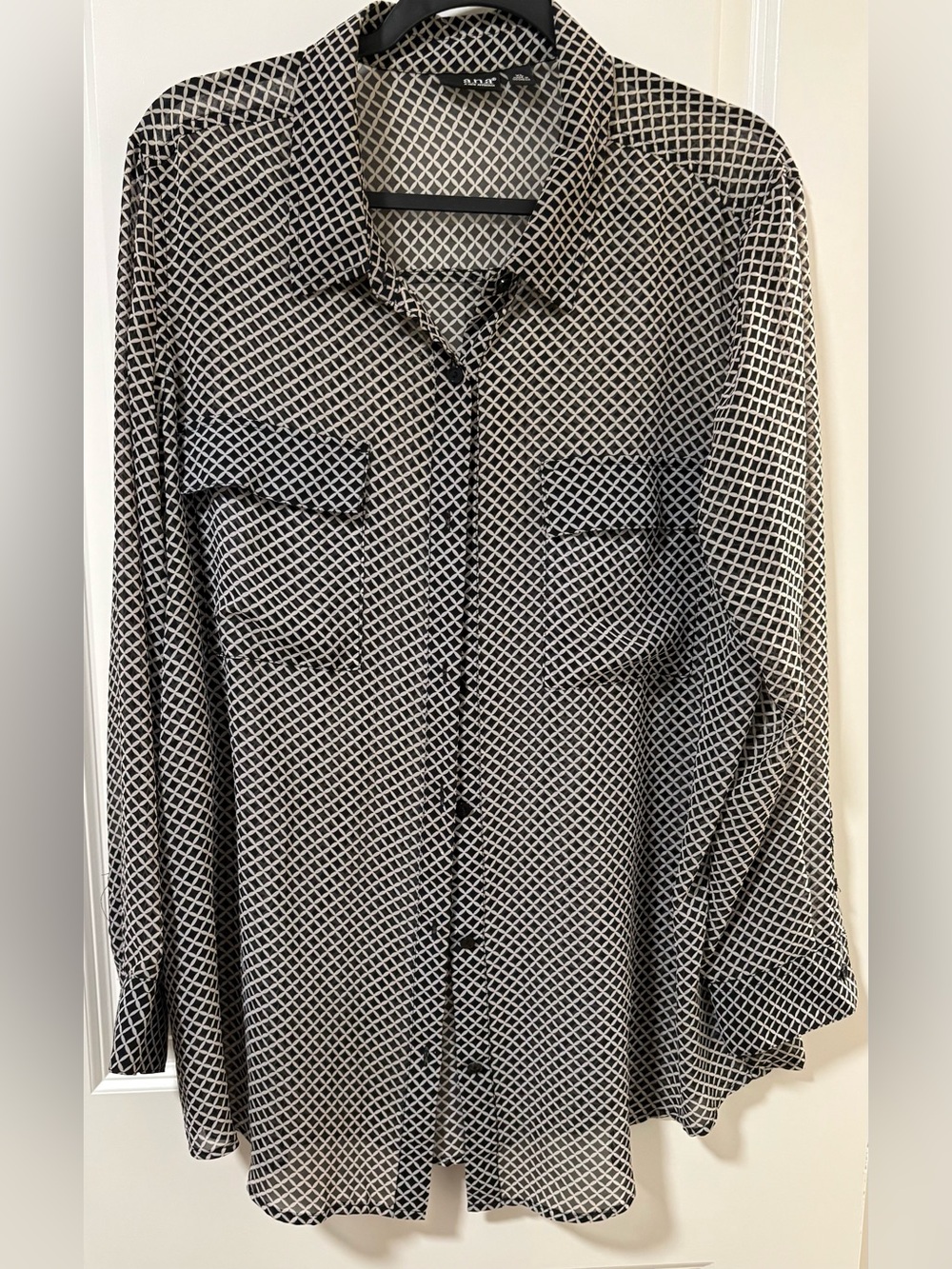 a.n.a Black and White Geometric Print Button-Down Shirt